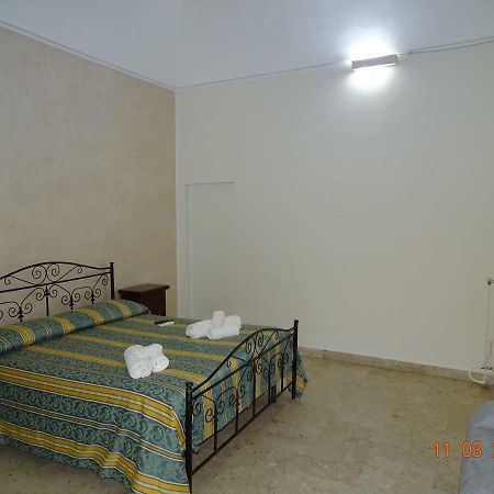 B&B New Antico Palazzo Парабіта Екстер'єр фото