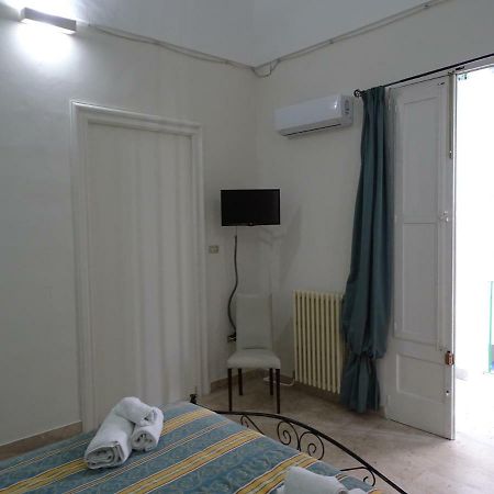 B&B New Antico Palazzo Парабіта Екстер'єр фото