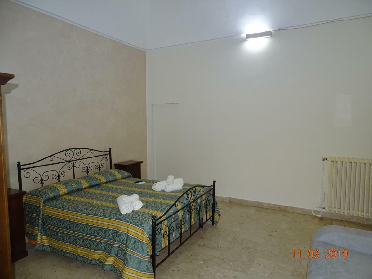 B&B New Antico Palazzo Парабіта Екстер'єр фото