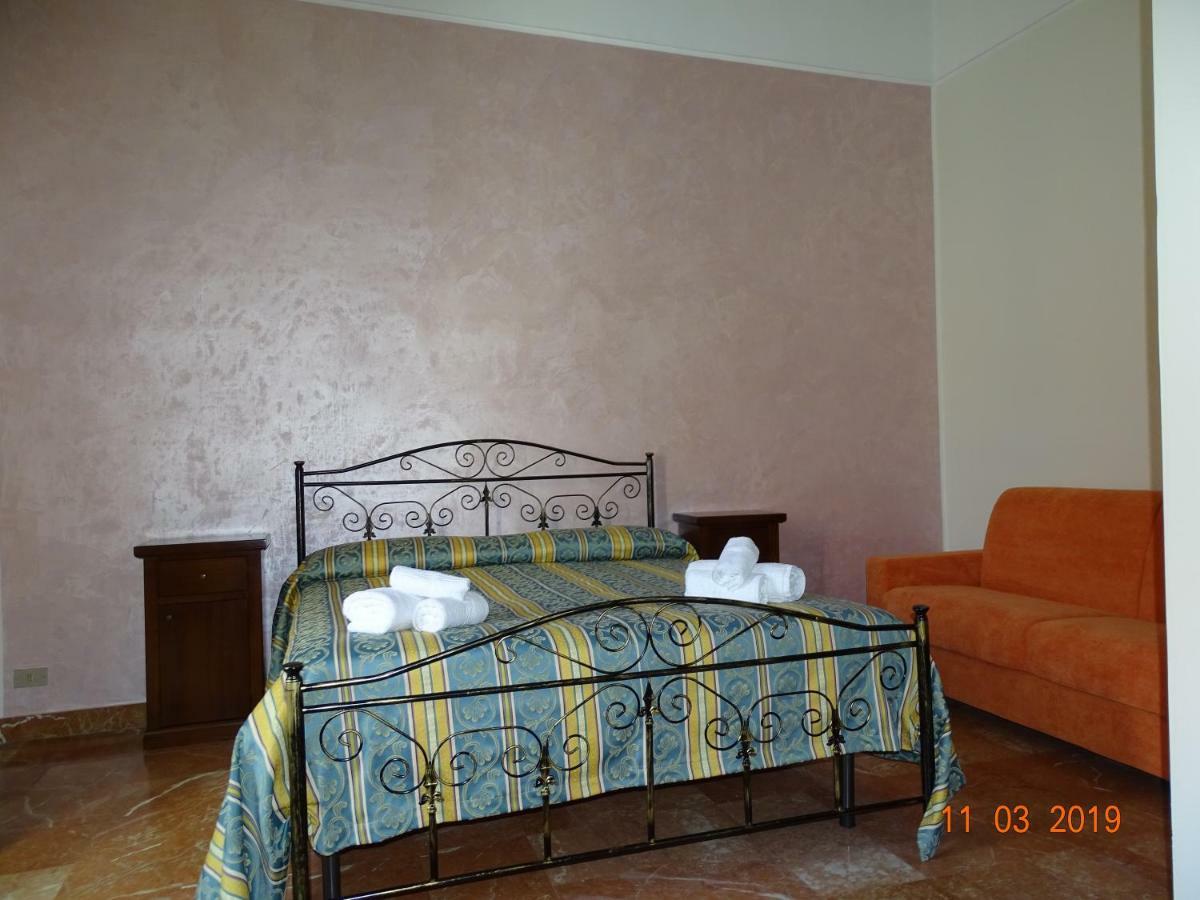 B&B New Antico Palazzo Парабіта Екстер'єр фото