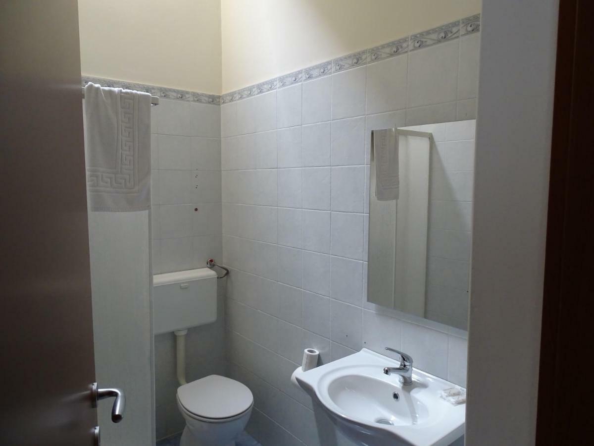 B&B New Antico Palazzo Парабіта Екстер'єр фото
